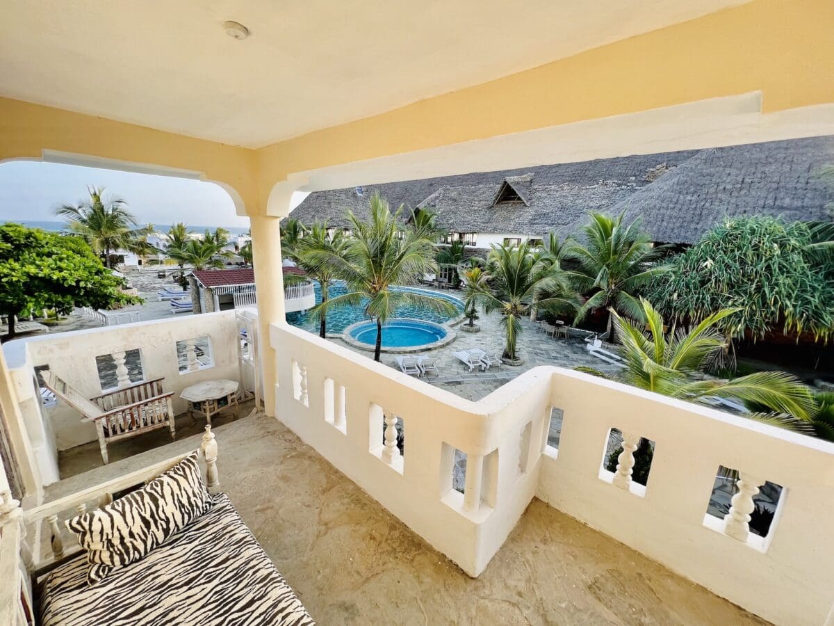 Jacaranda Beach Resort 2